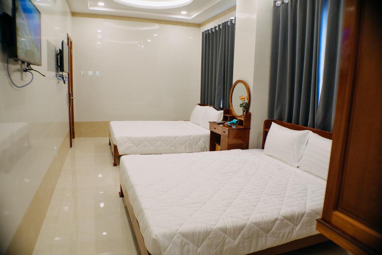 Khach San A68 Hotel Long My Exterior photo